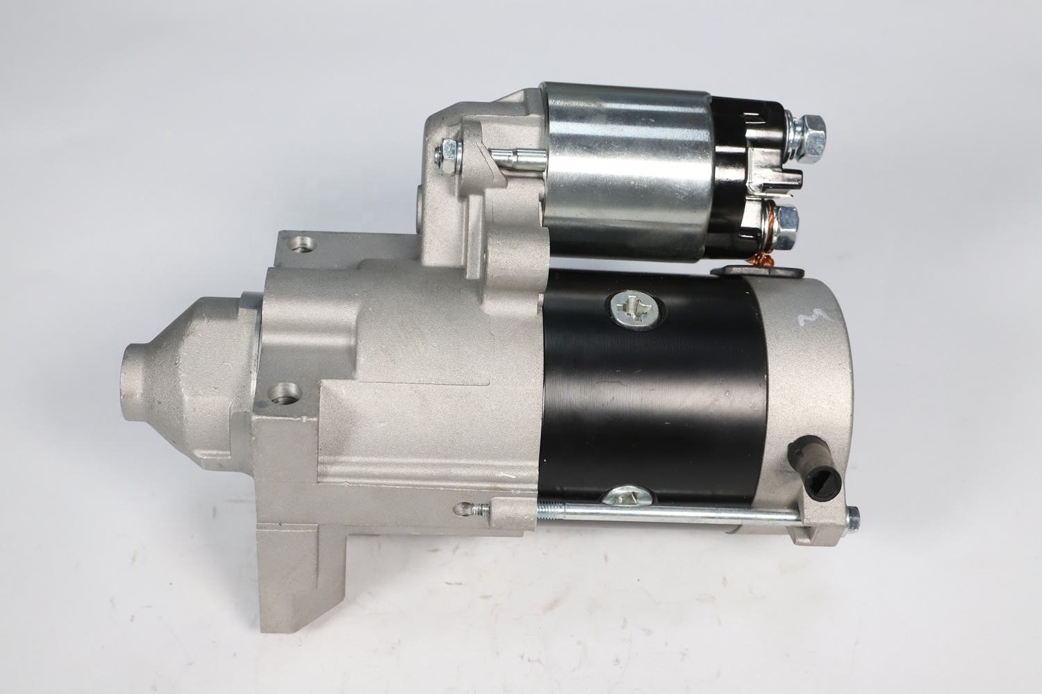 OEM 2V77 Starter Motor 12V 1.5kW for LIFAN Engines - Product Image 2 of 3