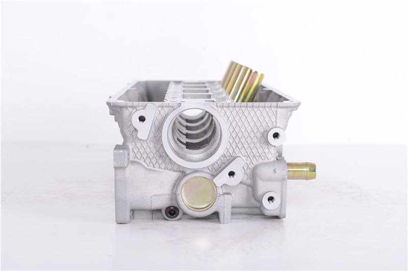 4G18(FWD) OE MD344154 for Mitsubishi Cylinder Head - Product Image 4 of 6 - OEM MD344154