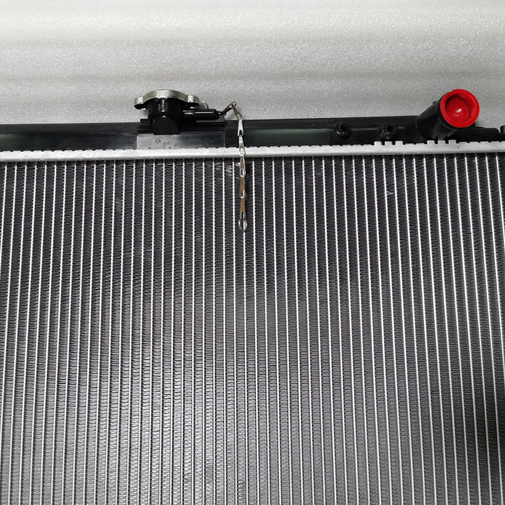 Радиатор OEM 21460-9CA0E для Nissan Frontier 4.0 2005-2019 - фото 3