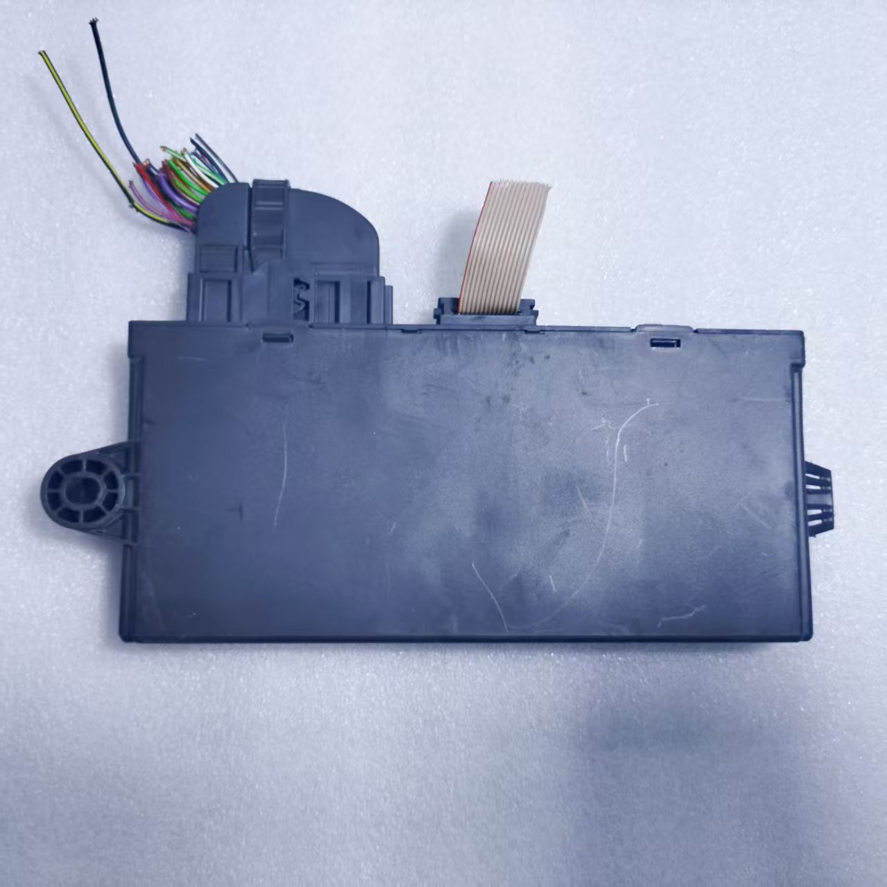 OEM 6135927874501 CAS3 Control Unit for BMW E81 E82 E87 E88 E90 E91 E92 E93 X1 - Product Image 3 of 5 - OEM 6135927874501
