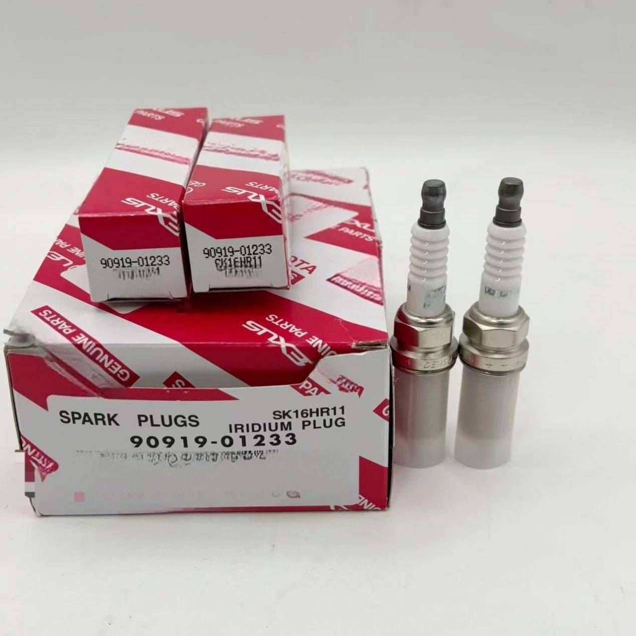OEM 90919-01233 Iridium Spark Plug for Toyota Lexus - Product Image 2 of 6 - OEM 90919-01233