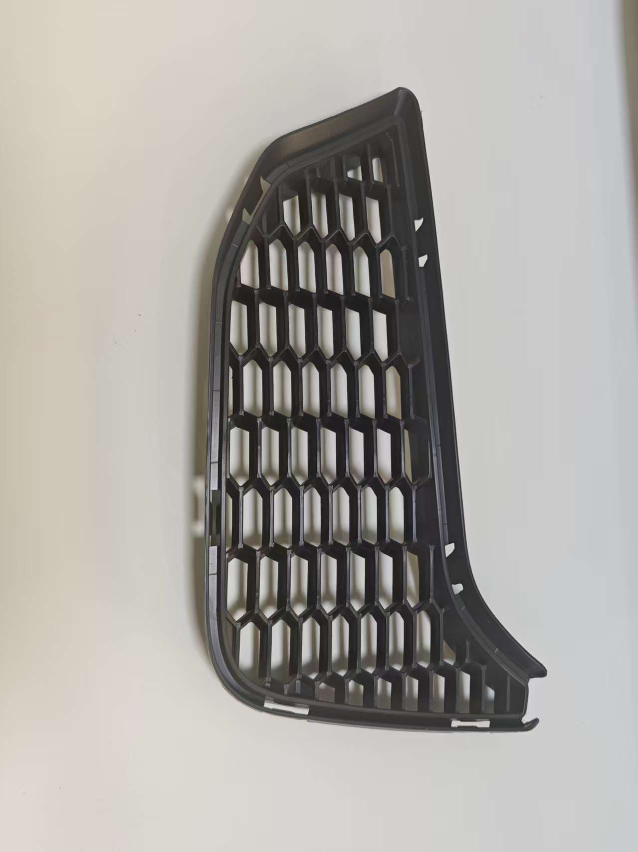 OEM 51118054301 Front Bumper Grille for BMW F80 M3 F82 F83 M4 - Product Image 5 of 5 - OEM 51118054301