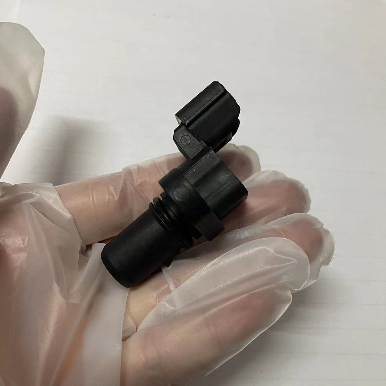MD355407 Camshaft Position Sensor for Mitsubishi Pajero Pinin - Product Image 2 of 5 - OEM MD355407