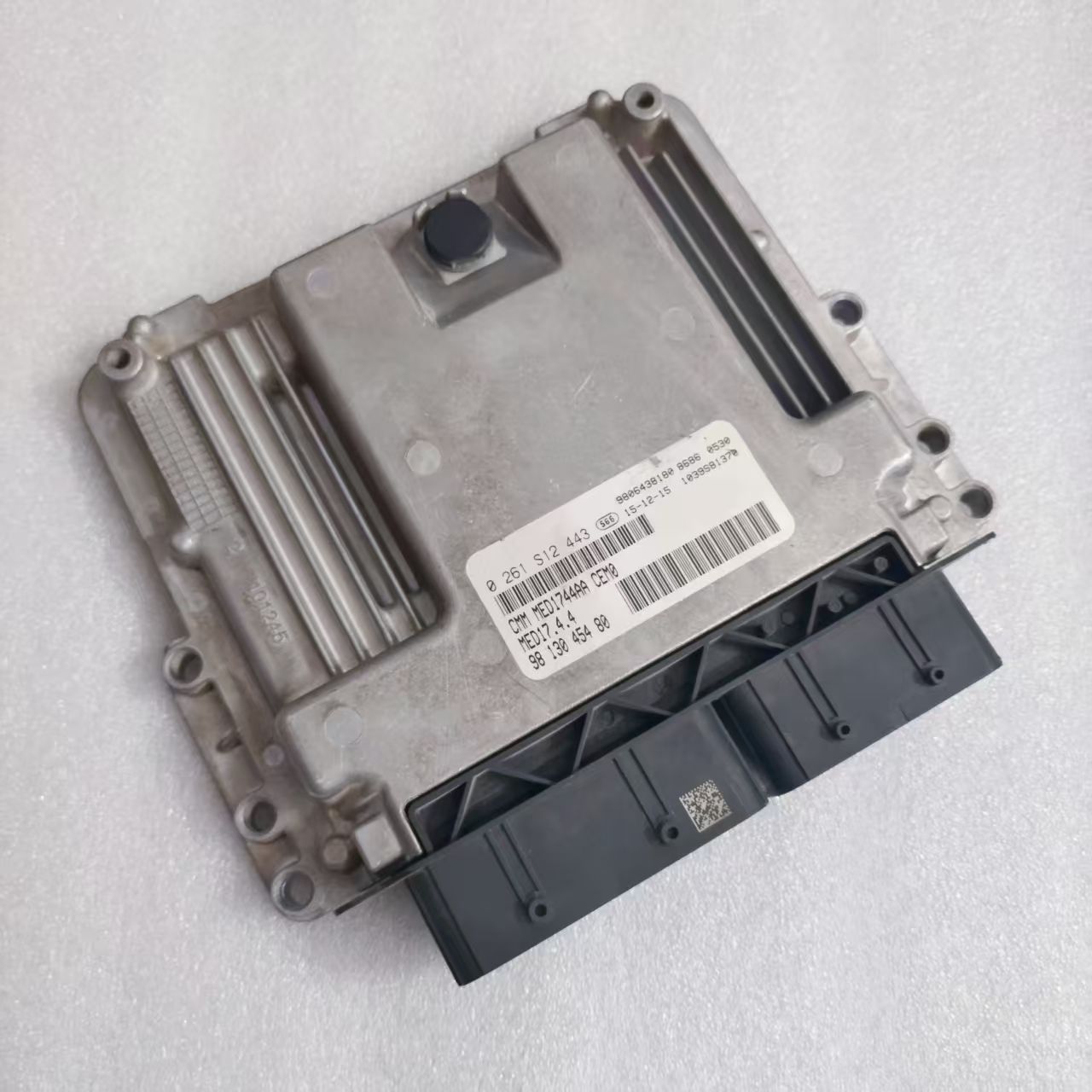 OEM 9813045480 Used ECU for Peugeot Citroen 1.6T MED17.4.4 - фото 5